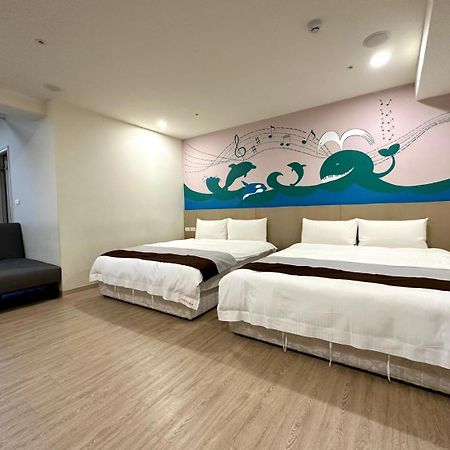 Music City Inn Kaohsiung Exterior photo