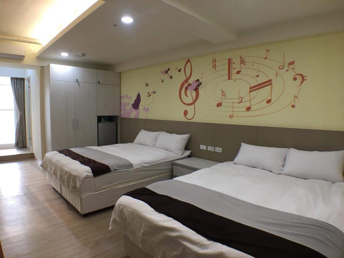 Music City Inn Kaohsiung Exterior photo