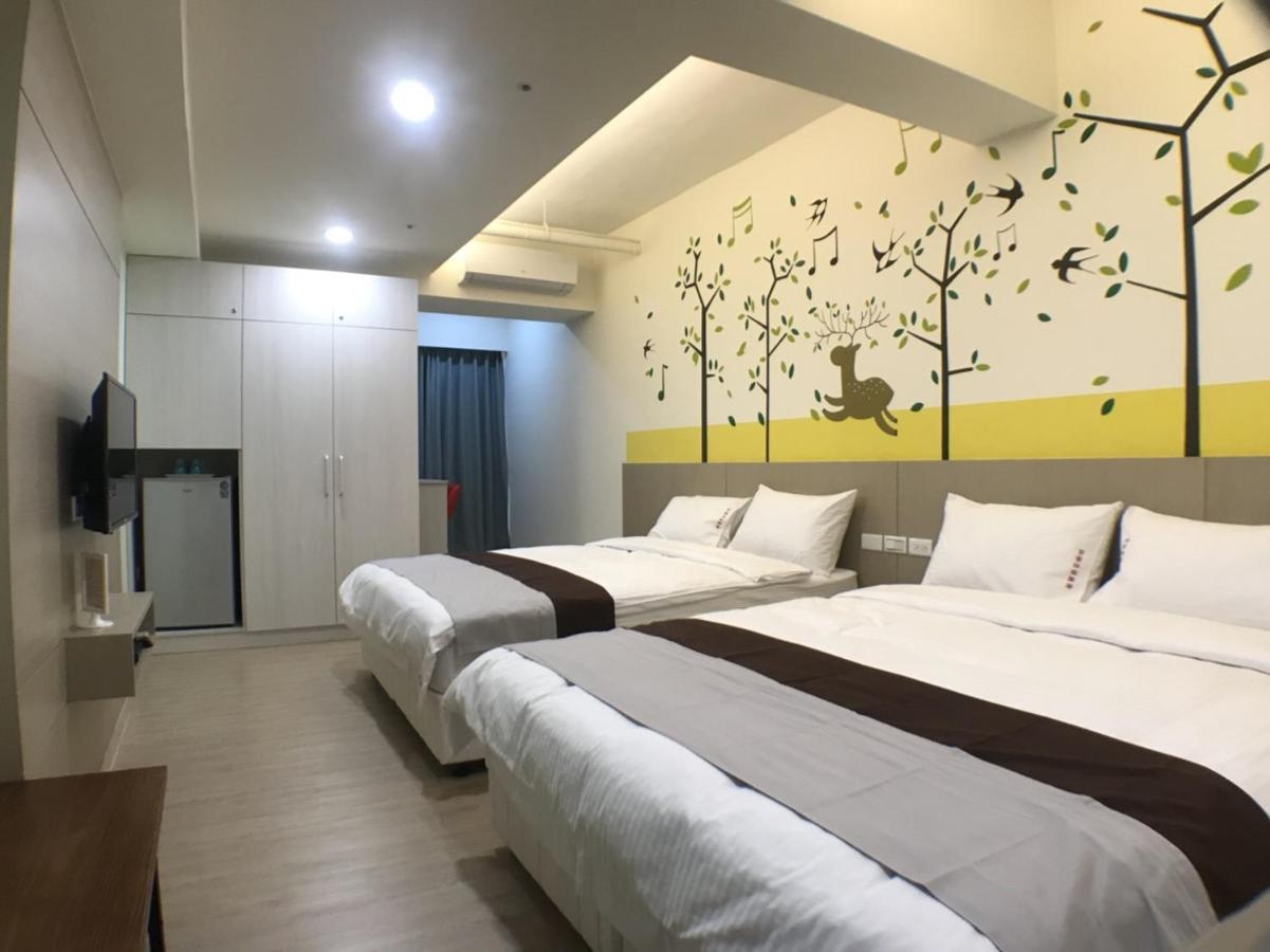 Music City Inn Kaohsiung Exterior photo