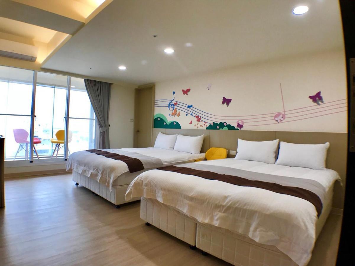 Music City Inn Kaohsiung Exterior photo