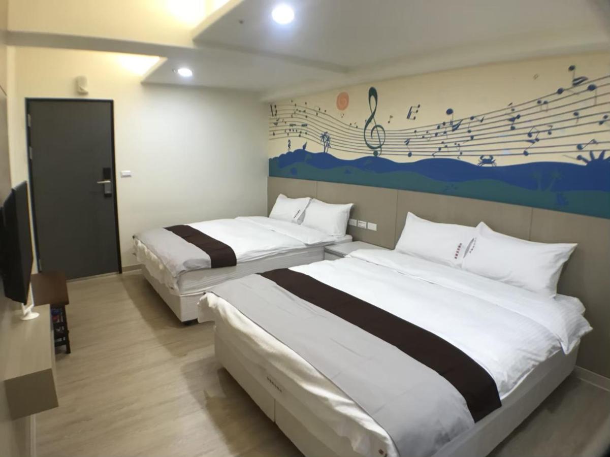 Music City Inn Kaohsiung Exterior photo