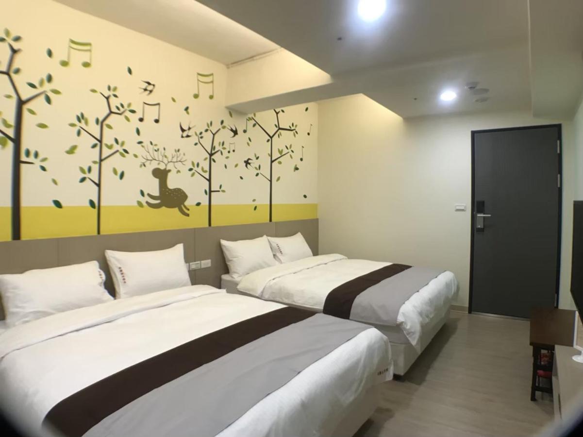 Music City Inn Kaohsiung Exterior photo
