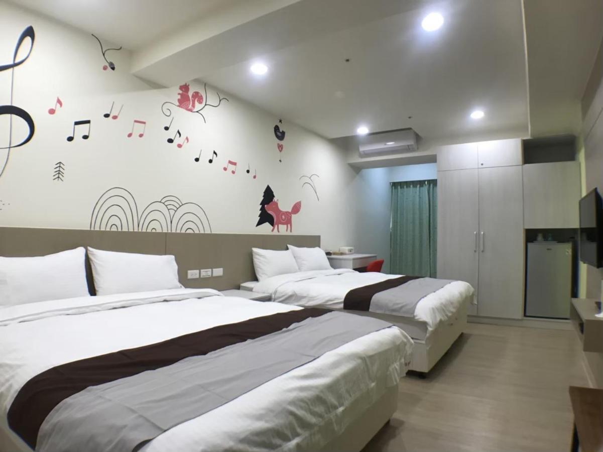 Music City Inn Kaohsiung Exterior photo
