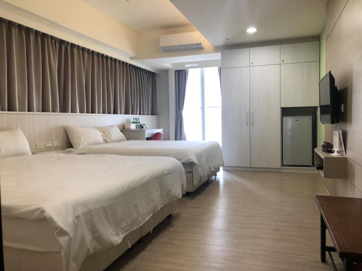 Music City Inn Kaohsiung Exterior photo