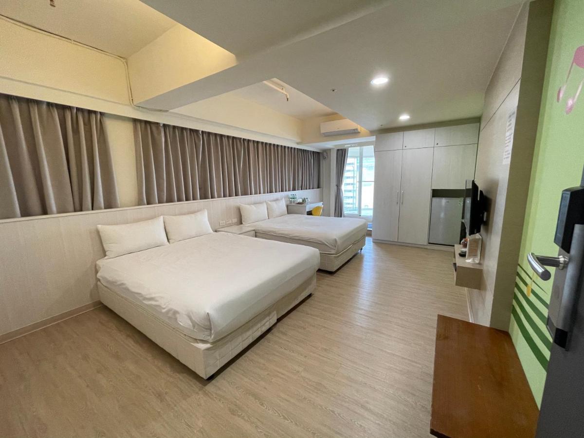 Music City Inn Kaohsiung Exterior photo