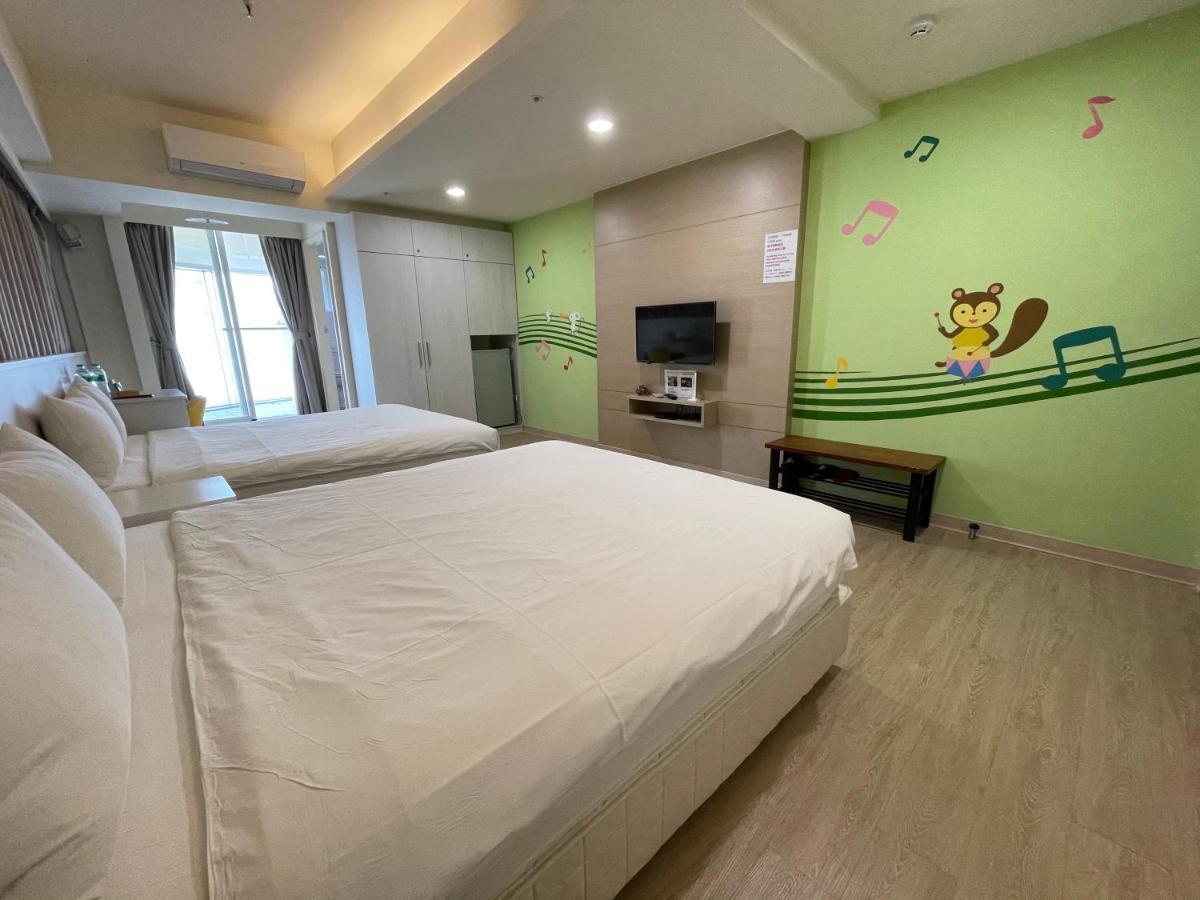 Music City Inn Kaohsiung Exterior photo