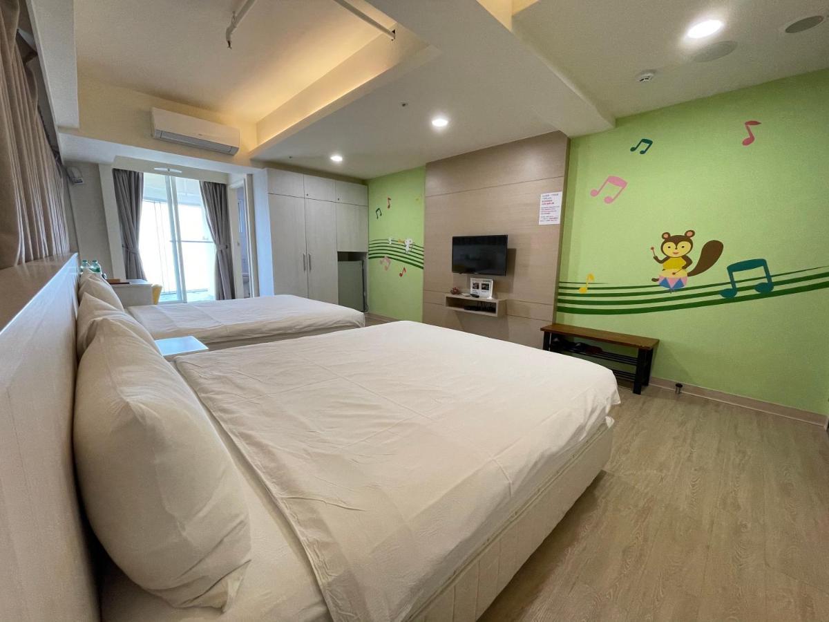 Music City Inn Kaohsiung Exterior photo