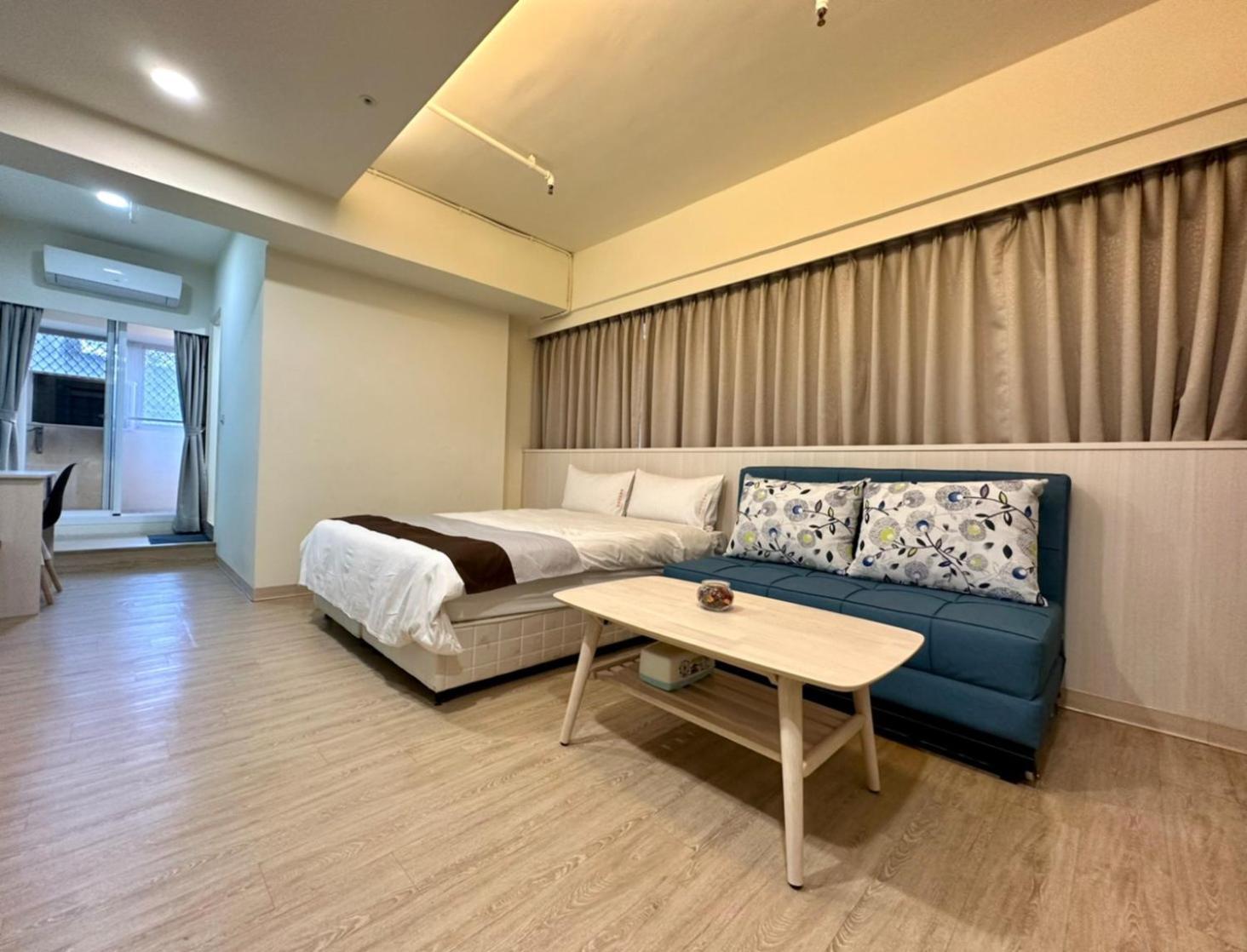 Music City Inn Kaohsiung Exterior photo