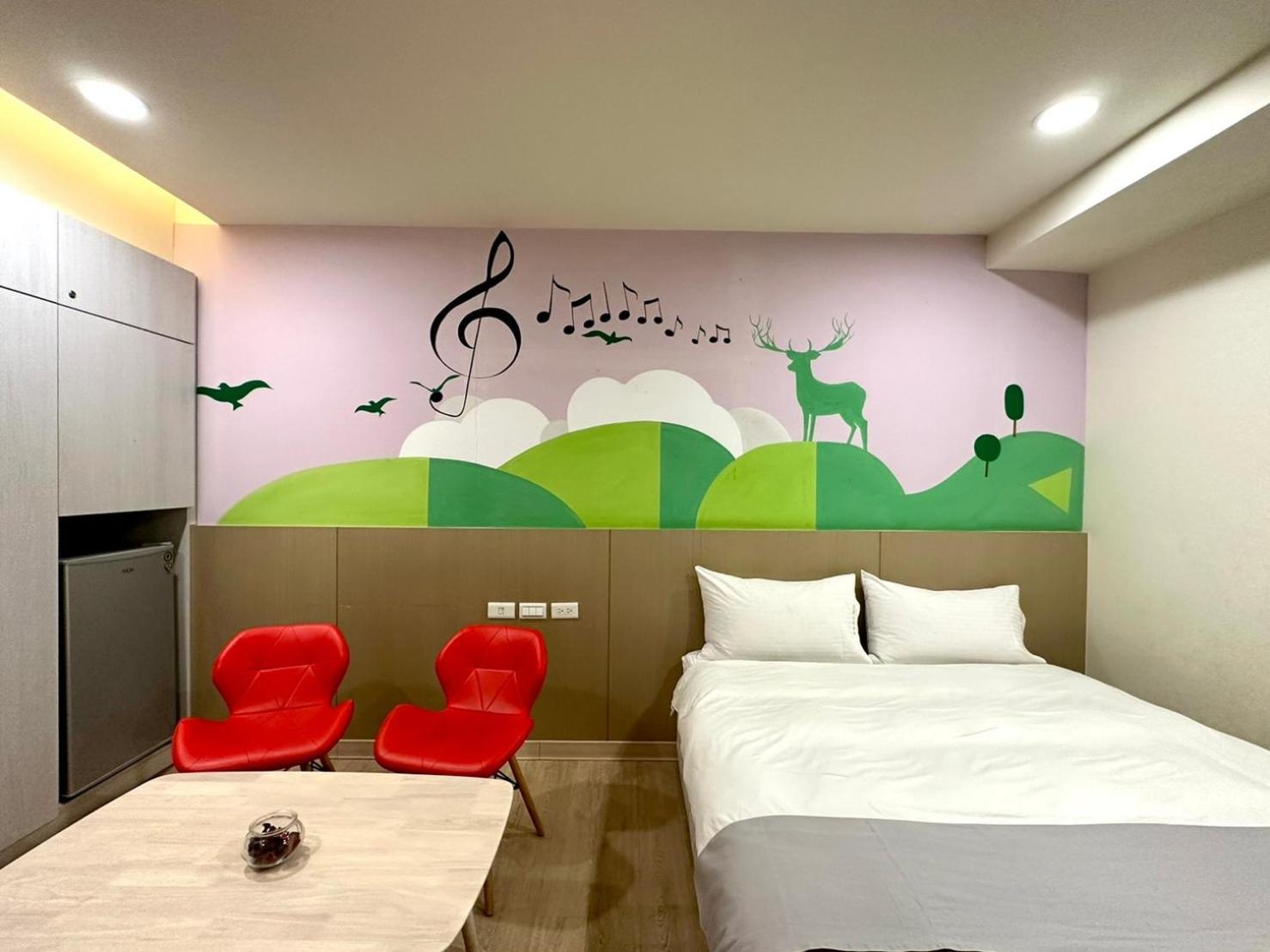 Music City Inn Kaohsiung Exterior photo