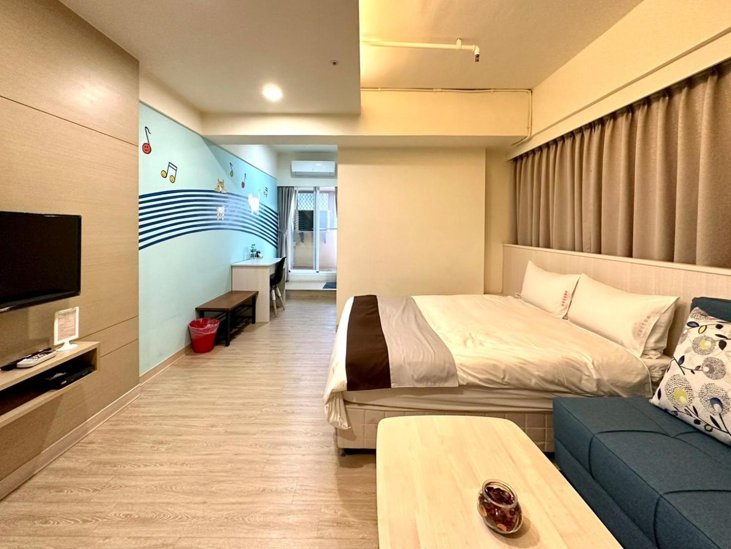 Music City Inn Kaohsiung Exterior photo