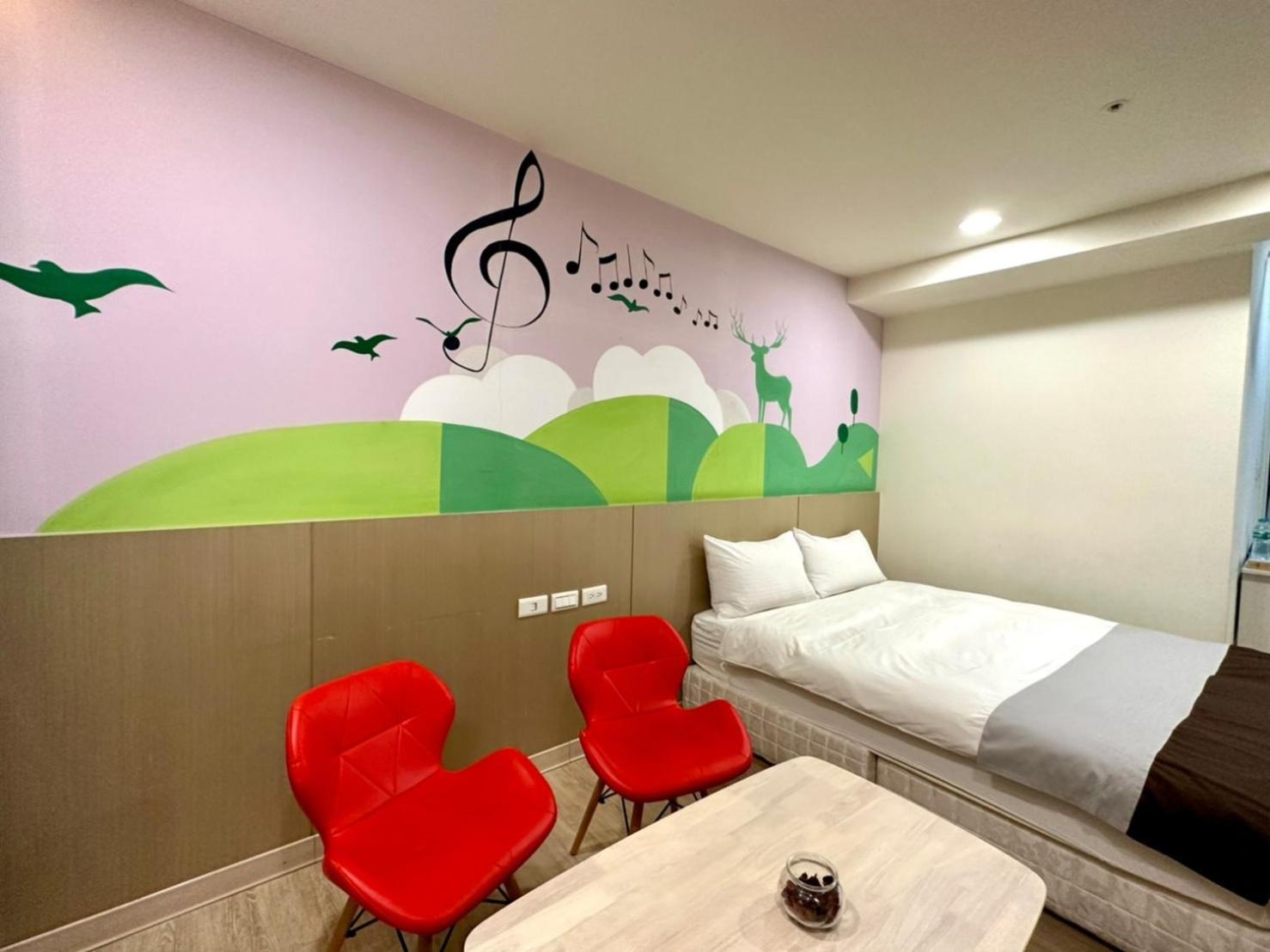 Music City Inn Kaohsiung Exterior photo