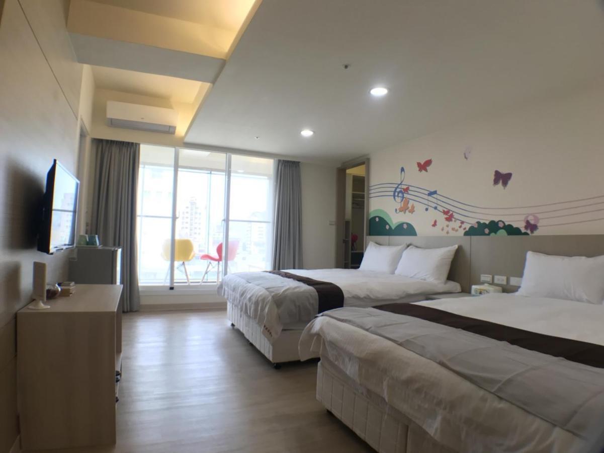 Music City Inn Kaohsiung Exterior photo