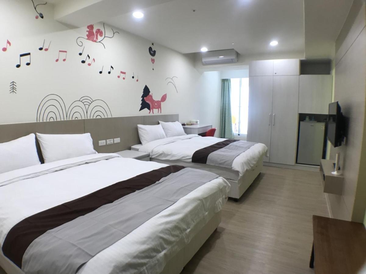 Music City Inn Kaohsiung Exterior photo