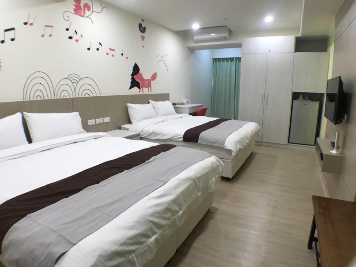 Music City Inn Kaohsiung Exterior photo