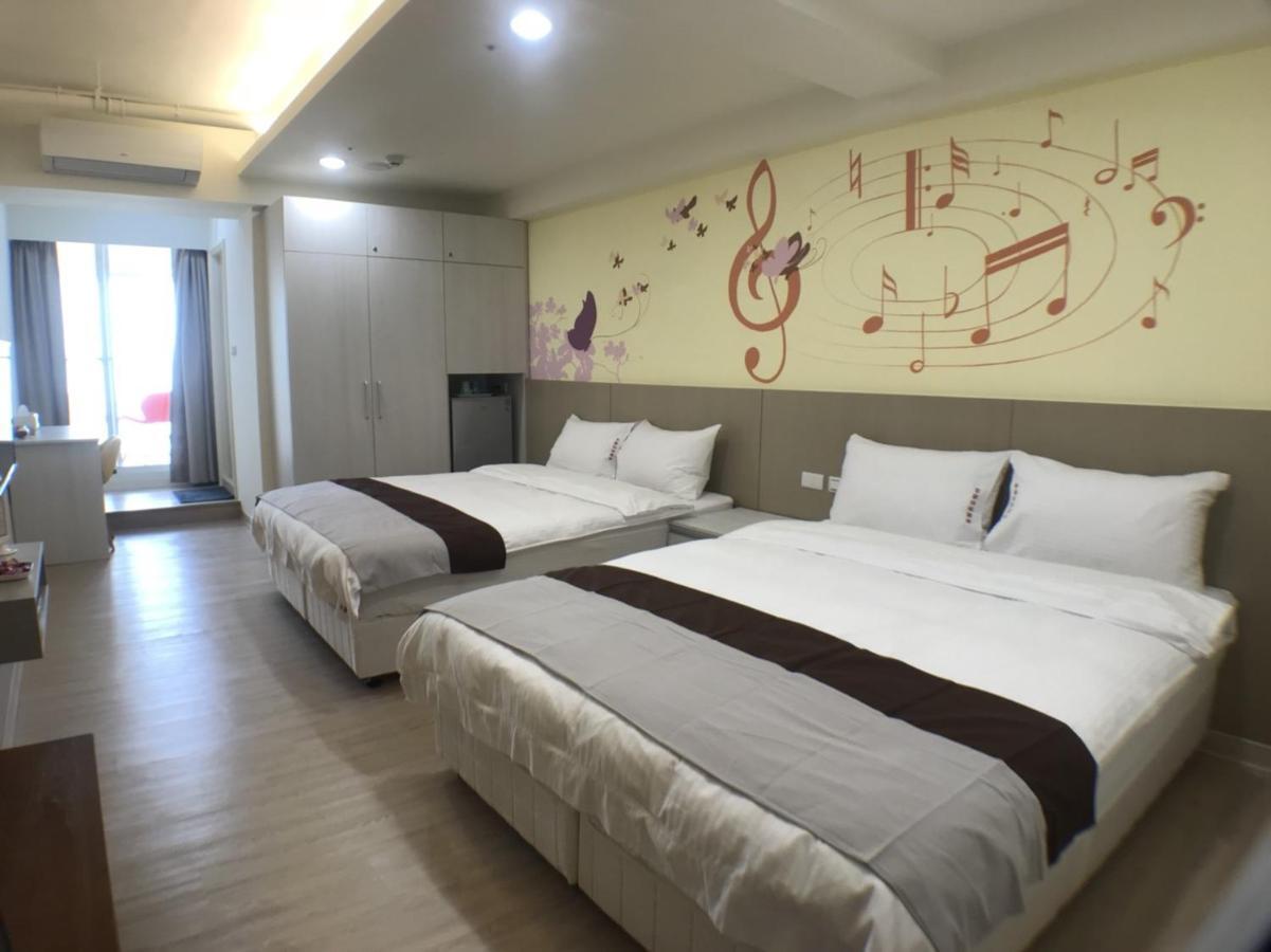 Music City Inn Kaohsiung Exterior photo