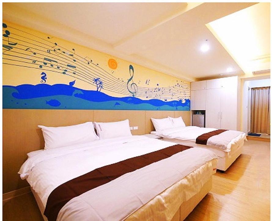 Music City Inn Kaohsiung Exterior photo